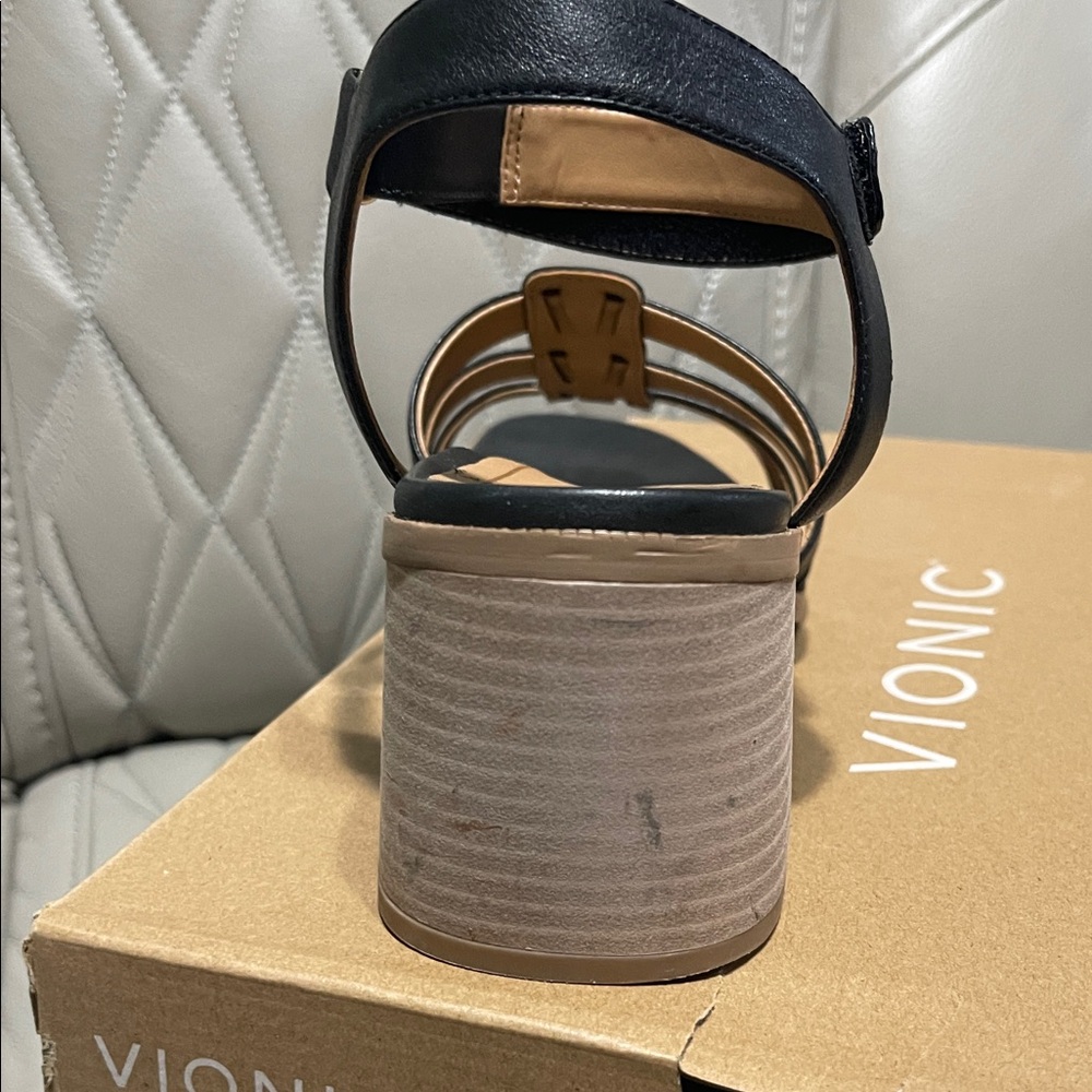 Vionic Women's Maisy Dress Sandal - Black - Picture 8 of 9